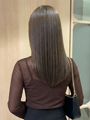 ツヤ感！大人女性のストレート【和泉市】